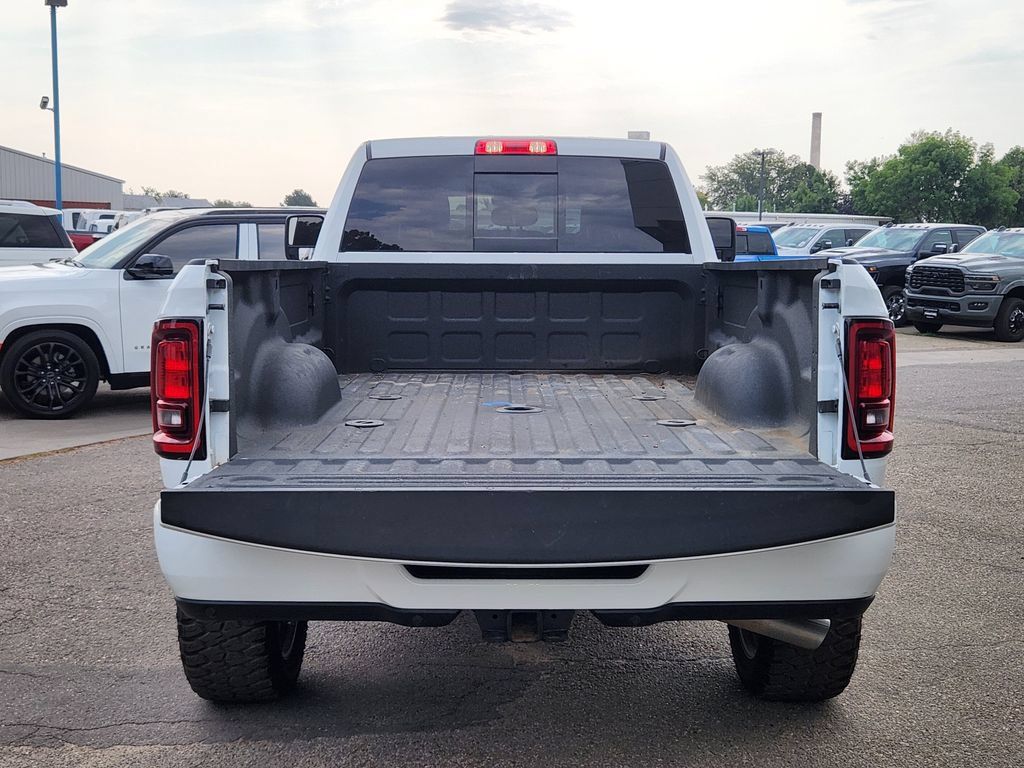 Used 2026 RAM 2500 Tradesman AWD/4WD image 11