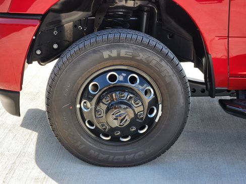 New 2026 RAM 3500 Lone Star AWD/4WD image 11
