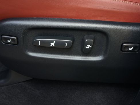 Used 2019 Lexus LX 570 570 image 28