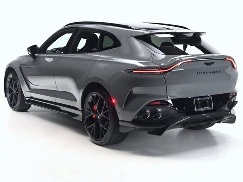 Used 2025 Aston Martin DBX 707 image 6