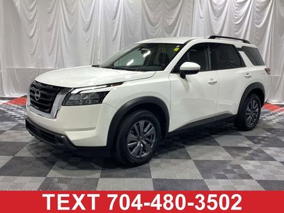 Used 2025 Nissan Pathfinder SV