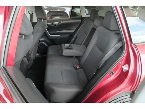 Used 2021 Toyota RAV4 LE AWD/4WD image 26