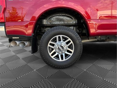 Used 2019 Ford F250 Lariat w/ Lariat Ultimate Package image 14