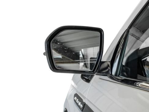 Used 2023 Lincoln Navigator L Reserve AWD/4WD image 39