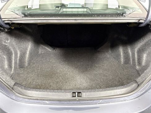 Used 2019 Toyota Corolla L image 43