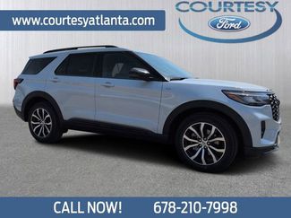 New 2026 Ford Explorer ST-Line video 1