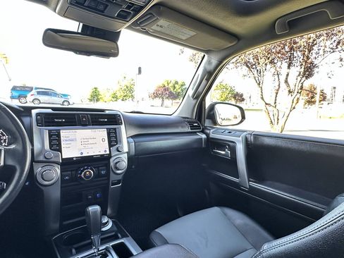 Used 2023 Toyota 4Runner SR5 Premium w/ Moonroof Package AWD/4WD image 34