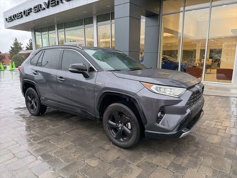 Used 2020 Toyota RAV4 XSE w/ XSE Grade Weather Package image 5