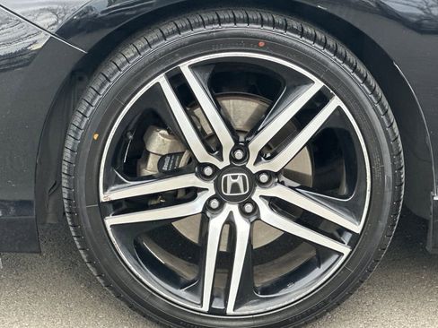 Used 2016 Honda Accord Sport image 24