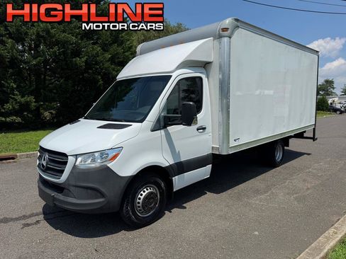 Used 2022 Mercedes-Benz Sprinter 3500 image 1