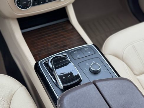 Used 2017 Mercedes-Benz GLS 450 4MATIC image 14