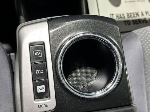 Used 2012 Toyota Prius V Two FWD image 17