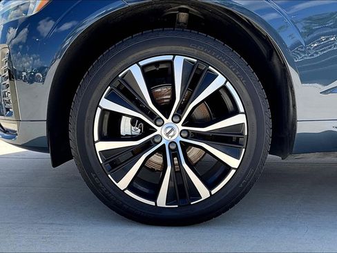 New 2025 Volvo XC60 B5 Plus w/ Protection Package Premier image 25