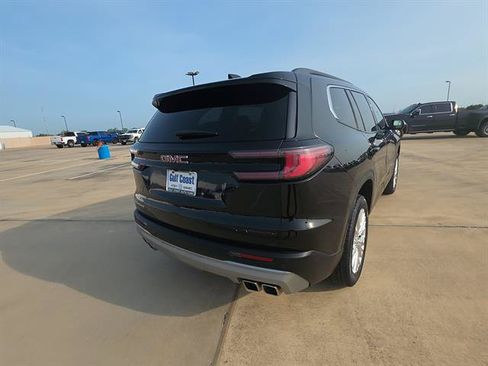 Used 2024 GMC Acadia Elevation FWD image 7