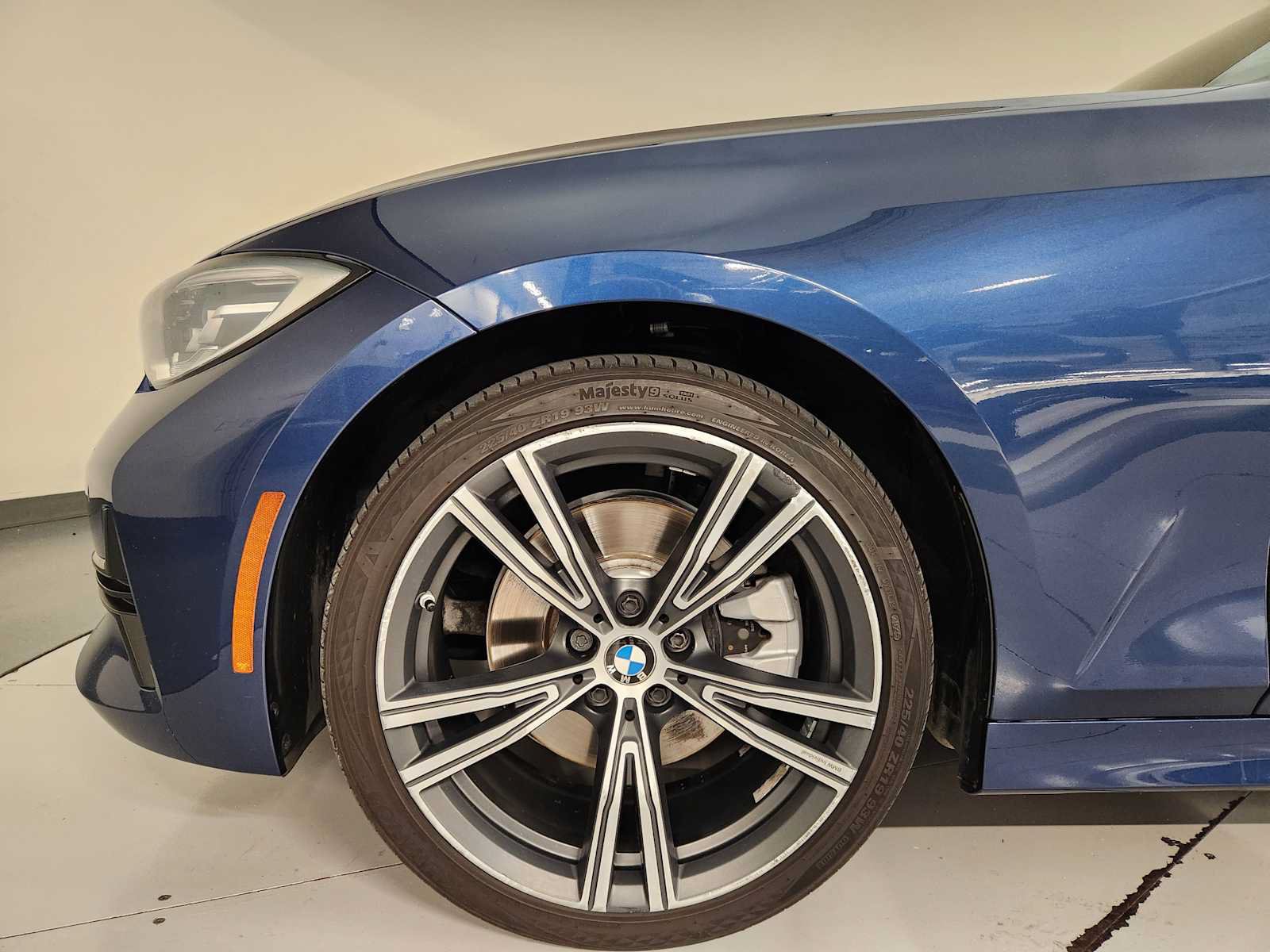 Used 2021 BMW 330i Sedan w/ Convenience Package RWD image 11