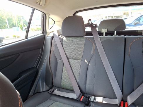 Used 2023 Subaru Crosstrek 2.0i Premium image 18