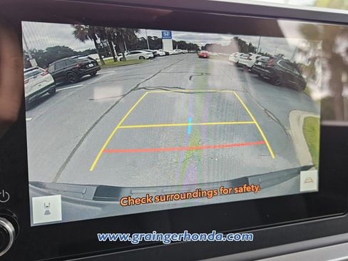 Used 2025 Toyota Tacoma SR5 image 16