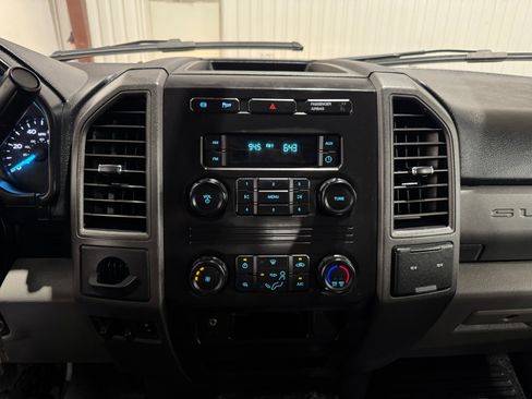 Used 2019 Ford F350 XL w/ Power Equipment Group image 33