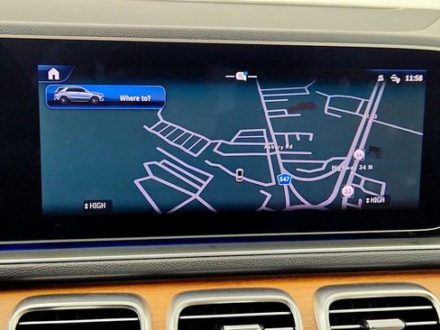 Used 2025 Mercedes-Benz GLE 350 4MATIC image 18