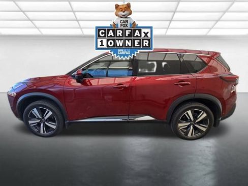 Used 2023 Nissan Rogue SL w/ SL Premium Package image 2