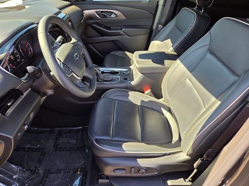 Used 2023 Chevrolet Traverse Premier w/ Redline Edition image 10