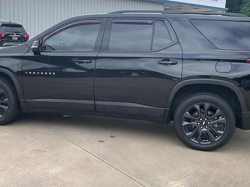 Used 2020 Chevrolet Traverse RS FWD image 2