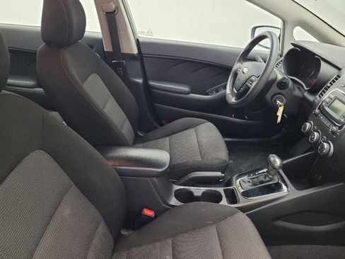 Used 2017 Kia Forte LX image 21