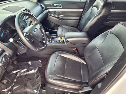 Certified 2017 Ford Explorer Sport w/ Equipment Group 401A image 11