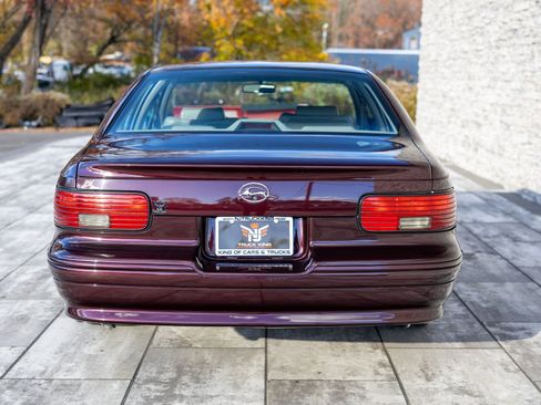 Used 1996 Chevrolet Caprice SS image 19