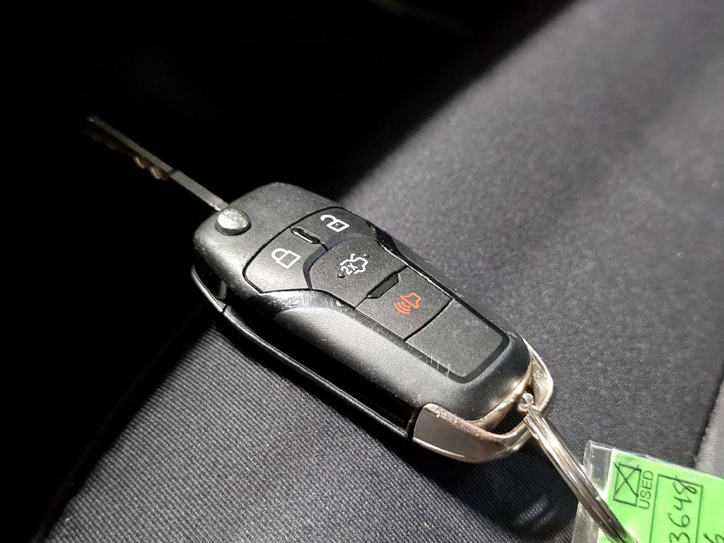 Used 2016 Ford Fusion SE FWD image 34