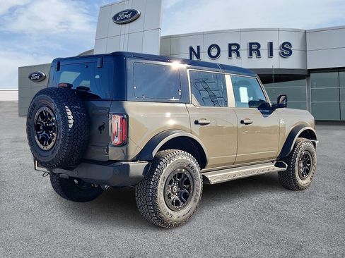 New 2025 Ford Bronco Outer Banks w/ Sasquatch Package image 4