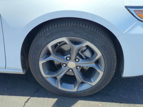 Used 2024 Chevrolet Malibu LT image 11