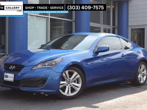 Used 2010 Hyundai Genesis 2.0T image 1