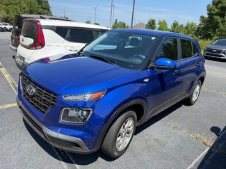 Used 2021 Hyundai Venue SE w/ Cargo Package FWD video 1