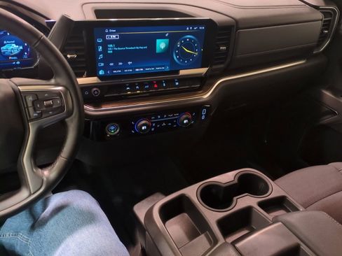 Used 2023 Chevrolet Silverado 1500 LT w/ Protection Package AWD/4WD image 19