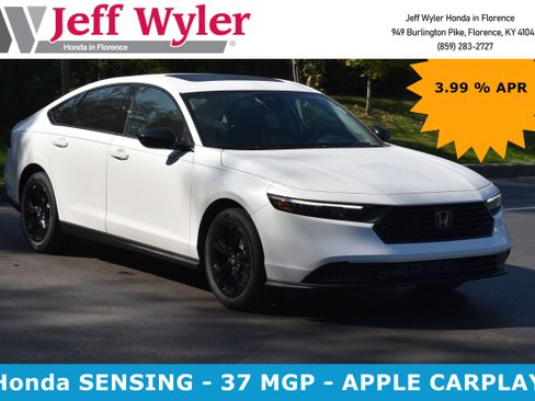 New 2025 Honda Accord SE image 1