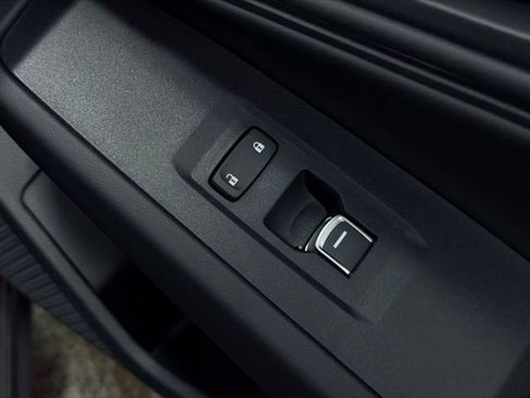 Certified 2025 Honda Accord SE image 16