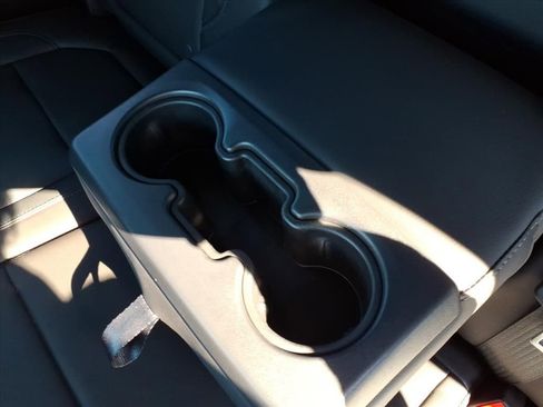 Used 2019 Chevrolet Silverado 1500 High Country w/ High Country Premium Package image 34