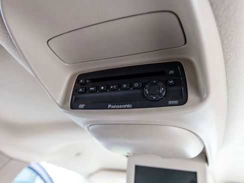 Used 2004 Chevrolet Silverado 3500 LT w/ Heavy-Duty Power Package image 31