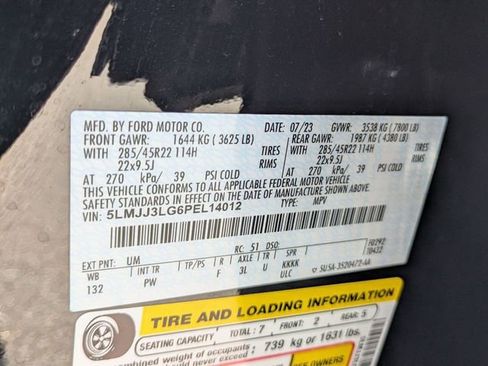 Used 2023 Lincoln Navigator L Reserve image 32