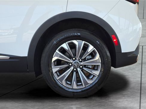 Used 2025 Buick Envision Preferred AWD/4WD image 29
