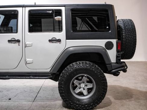 Used 2012 Jeep Wrangler Unlimited Rubicon AWD/4WD image 15