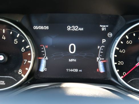 Used 2021 Jeep Compass Limited FWD image 4