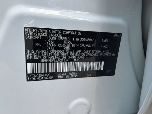 Used 2018 Toyota RAV4 XLE AWD/4WD image 22