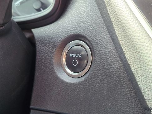 Used 2025 Toyota Corolla SE AWD/4WD image 26