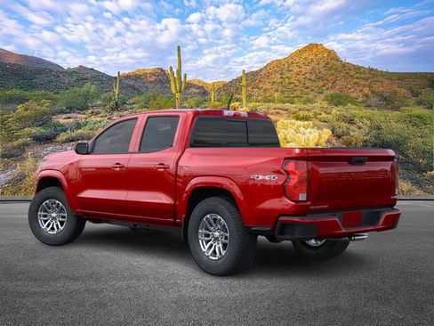 New 2025 Chevrolet Colorado LT image 3