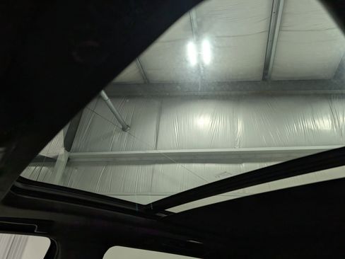 Used 2024 GMC Yukon XL Denali image 31