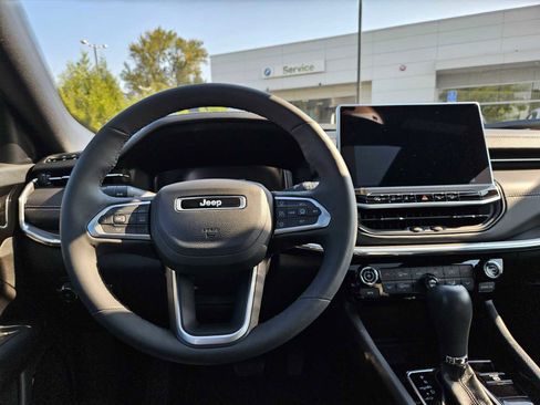 Used 2024 Jeep Compass Limited w/ Driver Assist Group I image 22