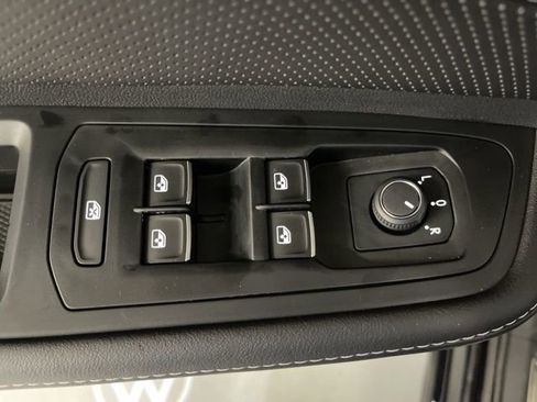 New 2026 Volkswagen Atlas SEL image 28