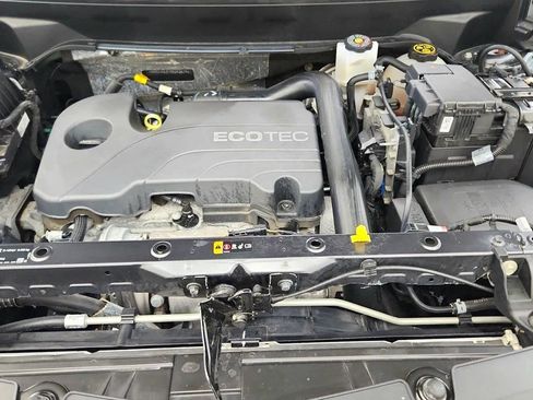 Used 2022 Chevrolet Equinox LT FWD image 37